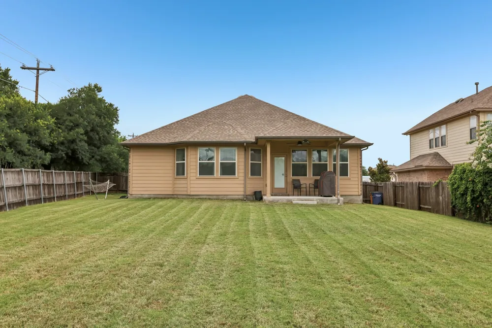 6801 Banff Cove Austin, TX 78754