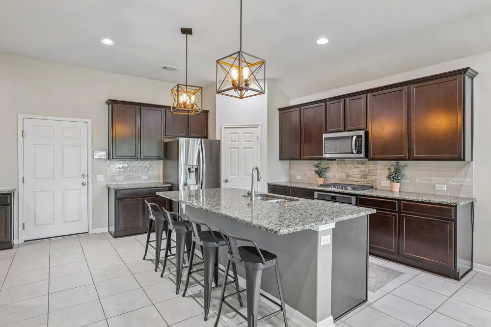 6801 Banff Cove Austin, TX 78754