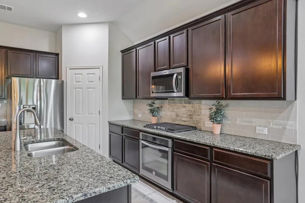 6801 Banff Cove Austin, TX 78754
