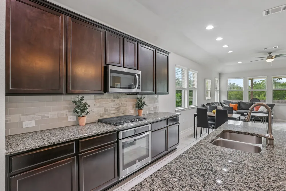 6801 Banff Cove Austin, TX 78754