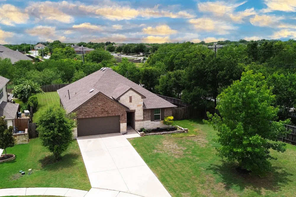 6801 Banff Cove Austin, TX 78754
