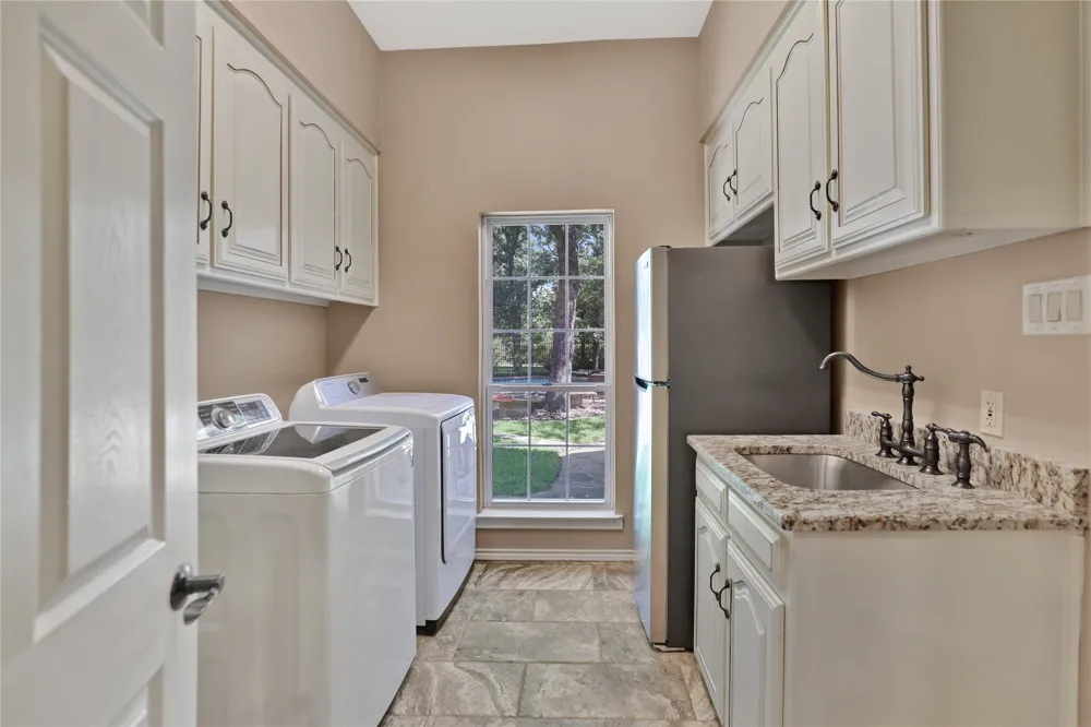 1346 Forest Lane Southlake, TX 76092