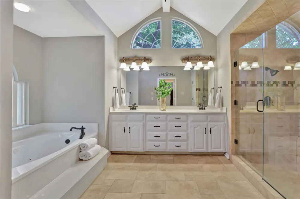 1346 Forest Lane Southlake, TX 76092