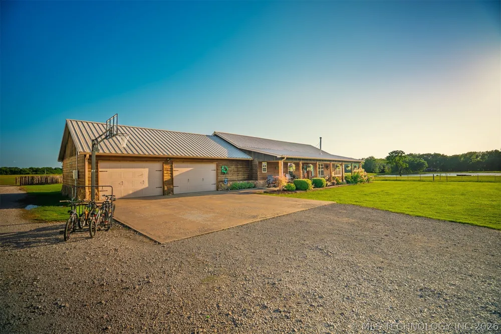 25508 E 740 ROAD Wagoner, OK 74467