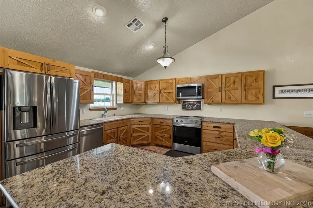 25508 E 740 ROAD Wagoner, OK 74467