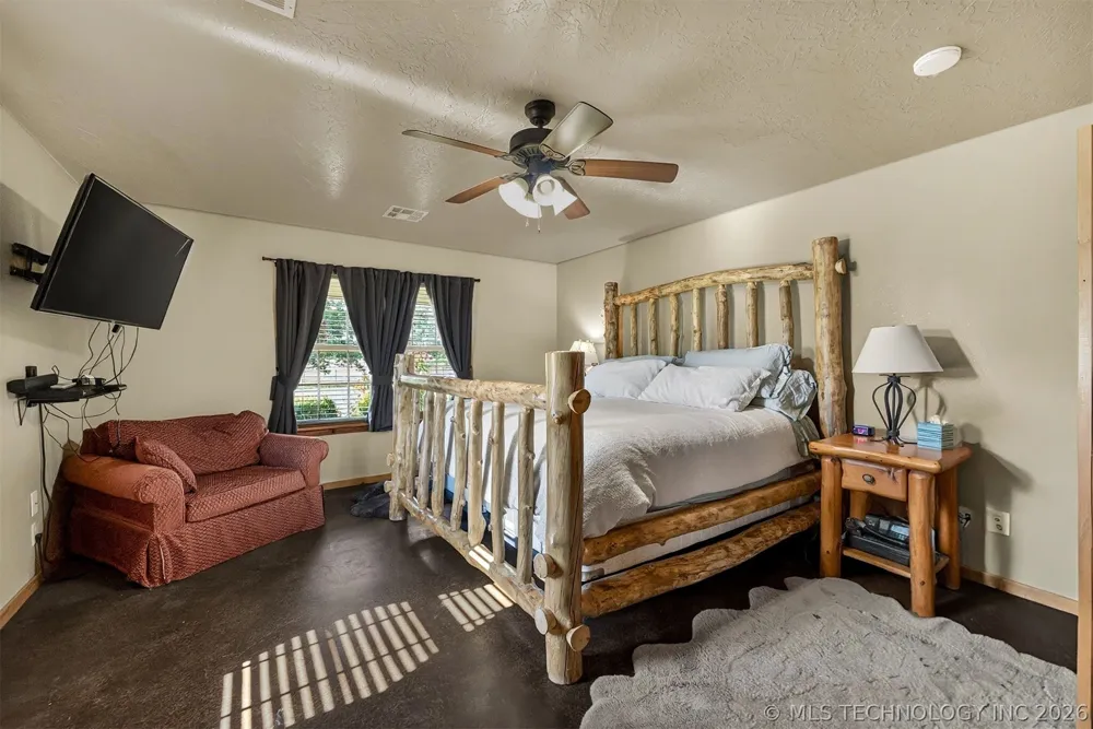 25508 E 740 ROAD Wagoner, OK 74467