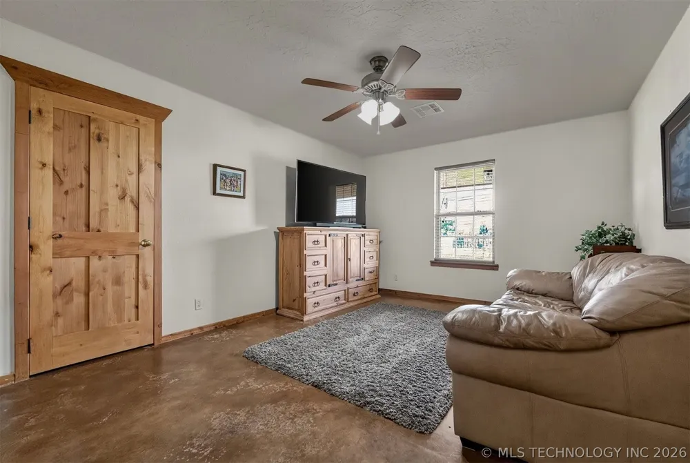 25508 E 740 ROAD Wagoner, OK 74467