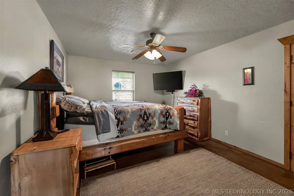 25508 E 740 ROAD Wagoner, OK 74467