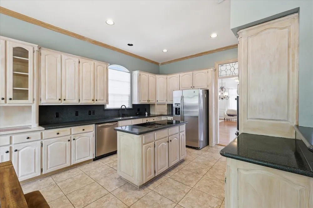 103 Woodland Drive Highland Village, TX 75077