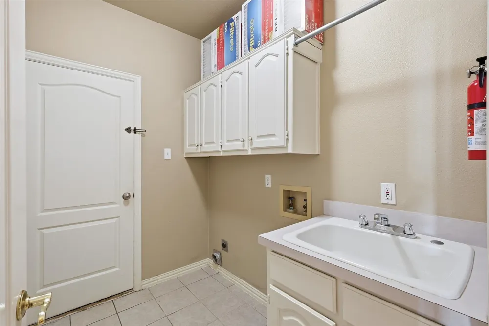 103 Woodland Drive Highland Village, TX 75077
