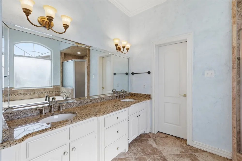 103 Woodland Drive Highland Village, TX 75077
