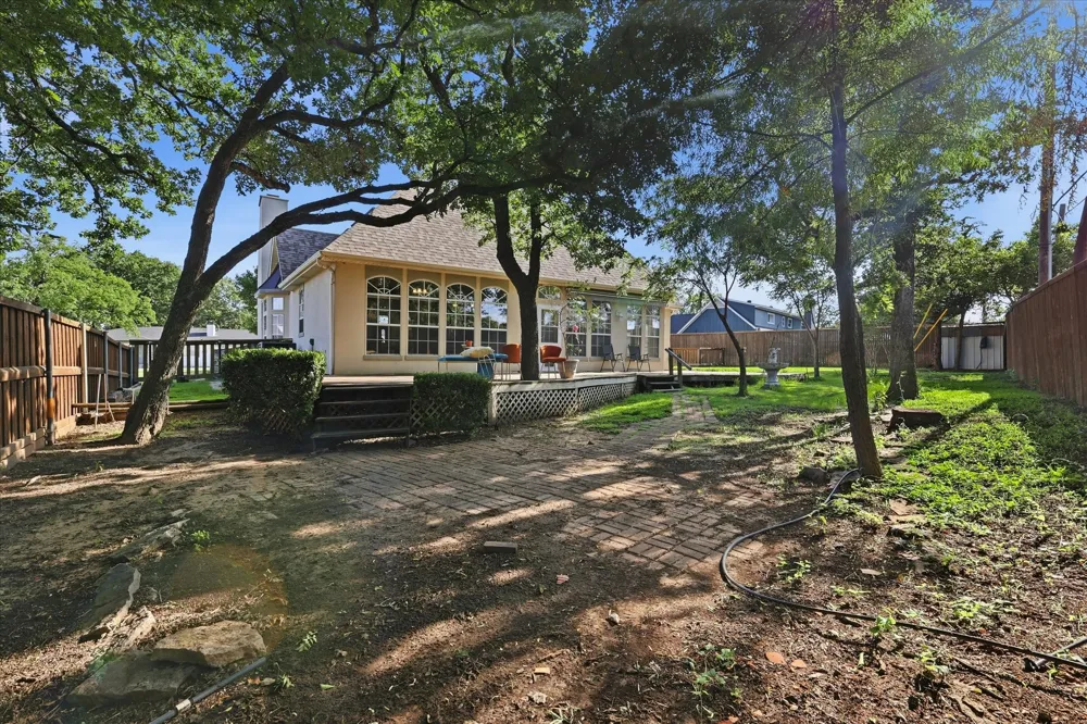 103 Woodland Drive Highland Village, TX 75077