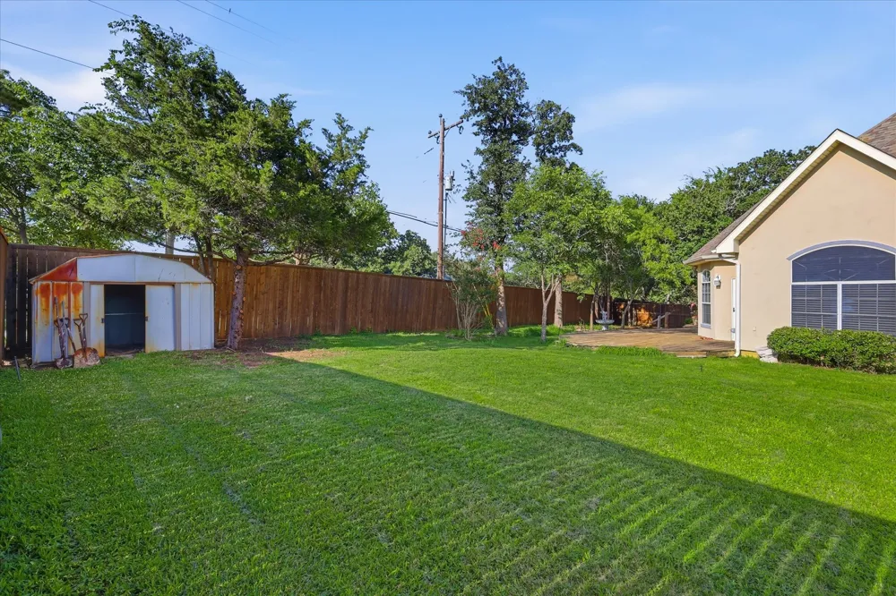 103 Woodland Drive Highland Village, TX 75077