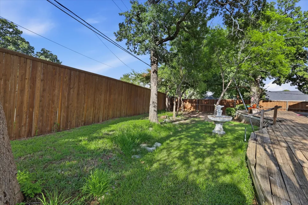 103 Woodland Drive Highland Village, TX 75077