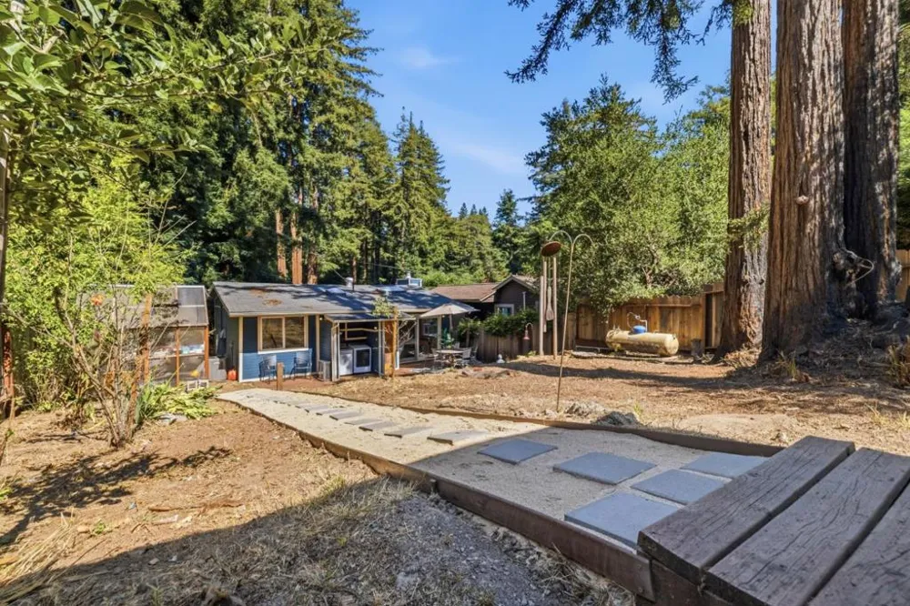 836 Creek Drive Boulder Creek, CA 95006