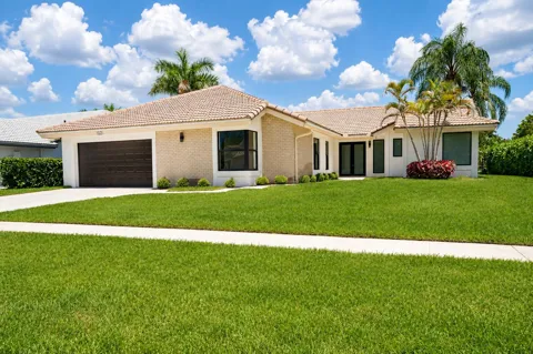 11741 Island Lakes Lane