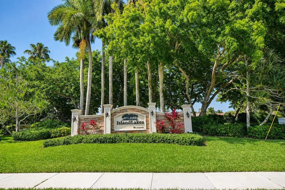 11741 Island Lakes Lane Boca Raton, FL 33498