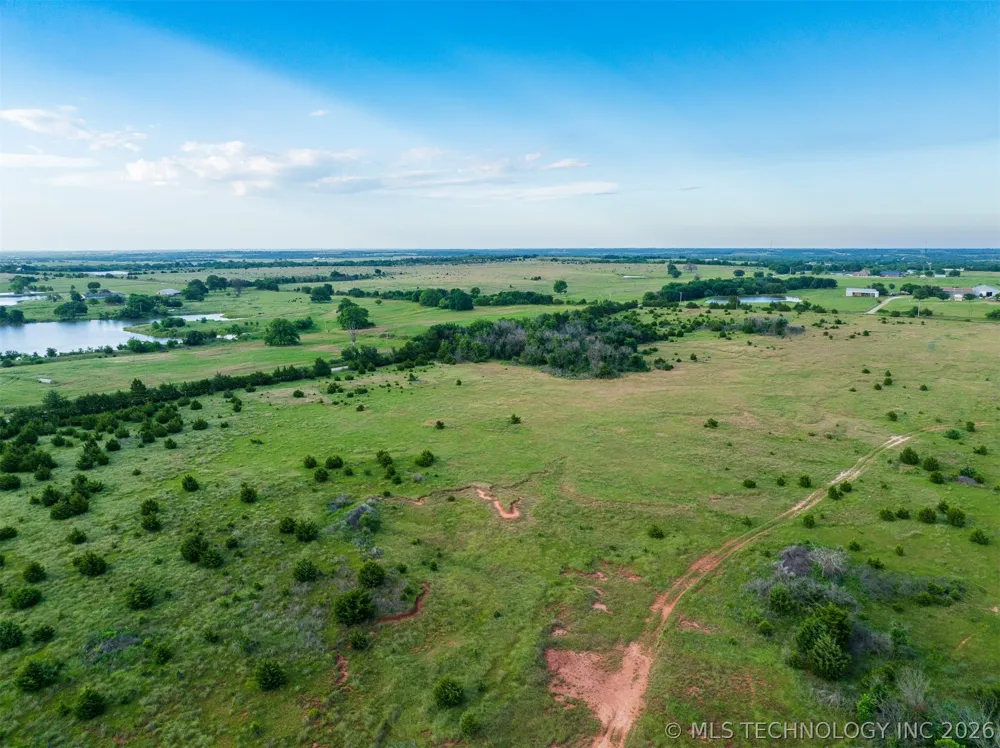 4 E Lone Chimney Road Glencoe, OK 74032