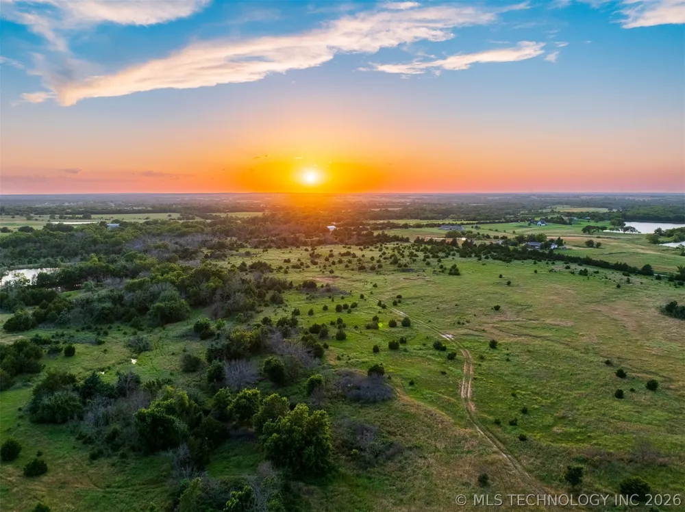 4 E Lone Chimney Road Glencoe, OK 74032