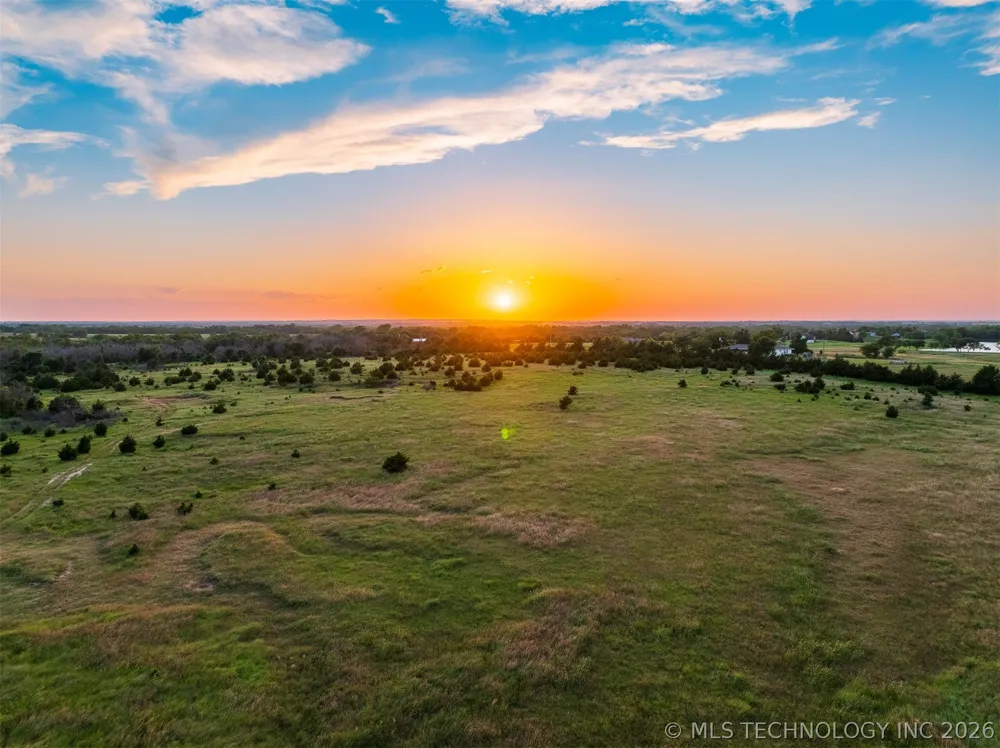 4 E Lone Chimney Road Glencoe, OK 74032