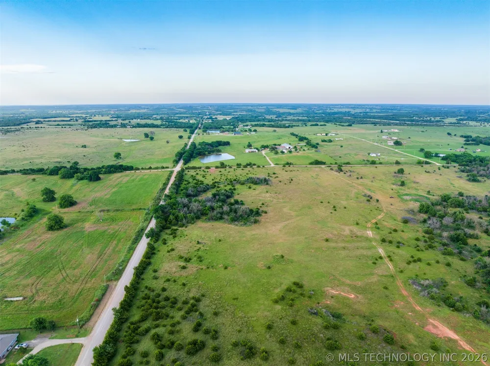 4 E Lone Chimney Road Glencoe, OK 74032