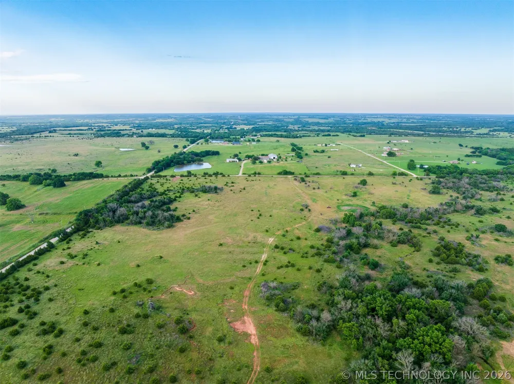 4 E Lone Chimney Road Glencoe, OK 74032
