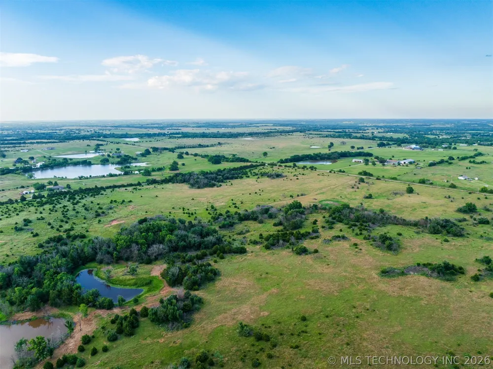 4 E Lone Chimney Road Glencoe, OK 74032