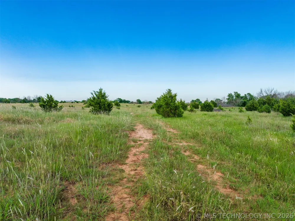 4 E Lone Chimney Road Glencoe, OK 74032