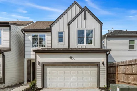 1267 Oakmont Bend Drive