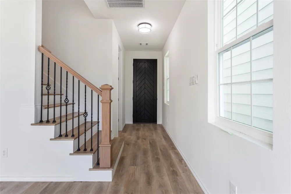 1267 Oakmont Bend Drive Houston, TX 77091