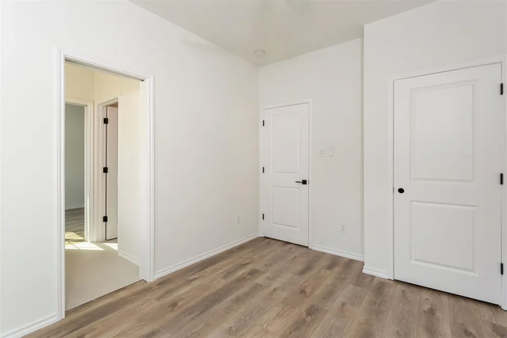 1267 Oakmont Bend Drive Houston, TX 77091