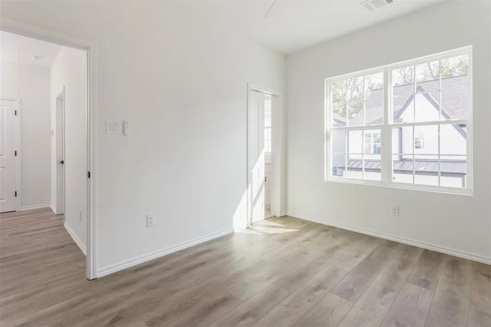1267 Oakmont Bend Drive Houston, TX 77091