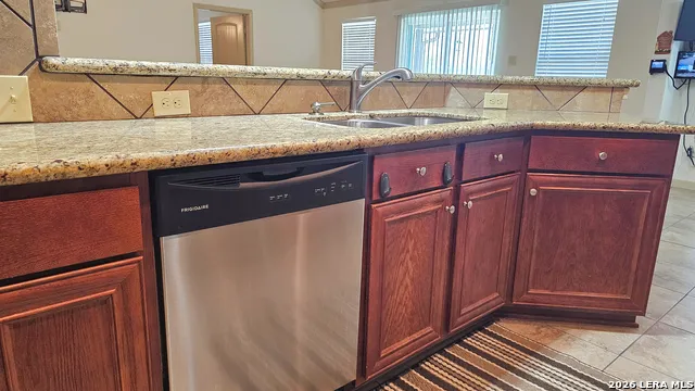 129 RAPIDS CIR Bandera, TX 78003