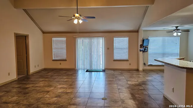 129 RAPIDS CIR Bandera, TX 78003