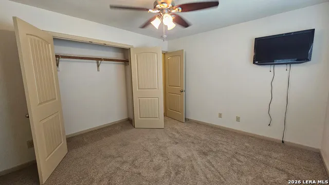 129 RAPIDS CIR Bandera, TX 78003
