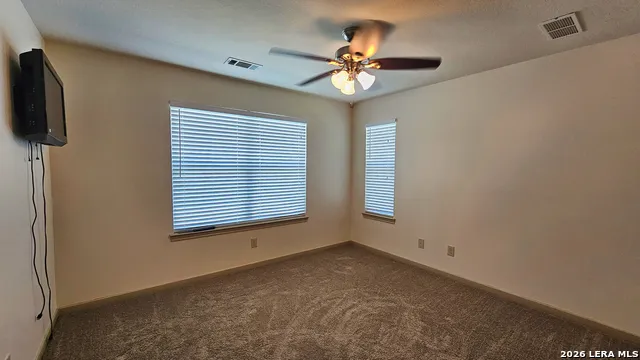 129 RAPIDS CIR Bandera, TX 78003