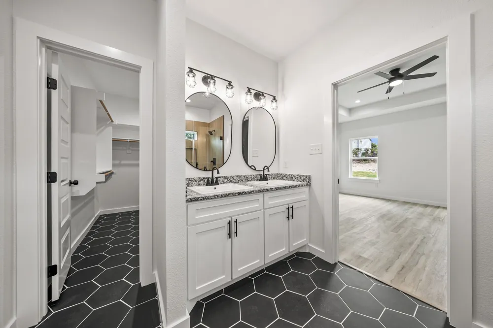3005 Hanna Avenue Fort Worth, TX 76106