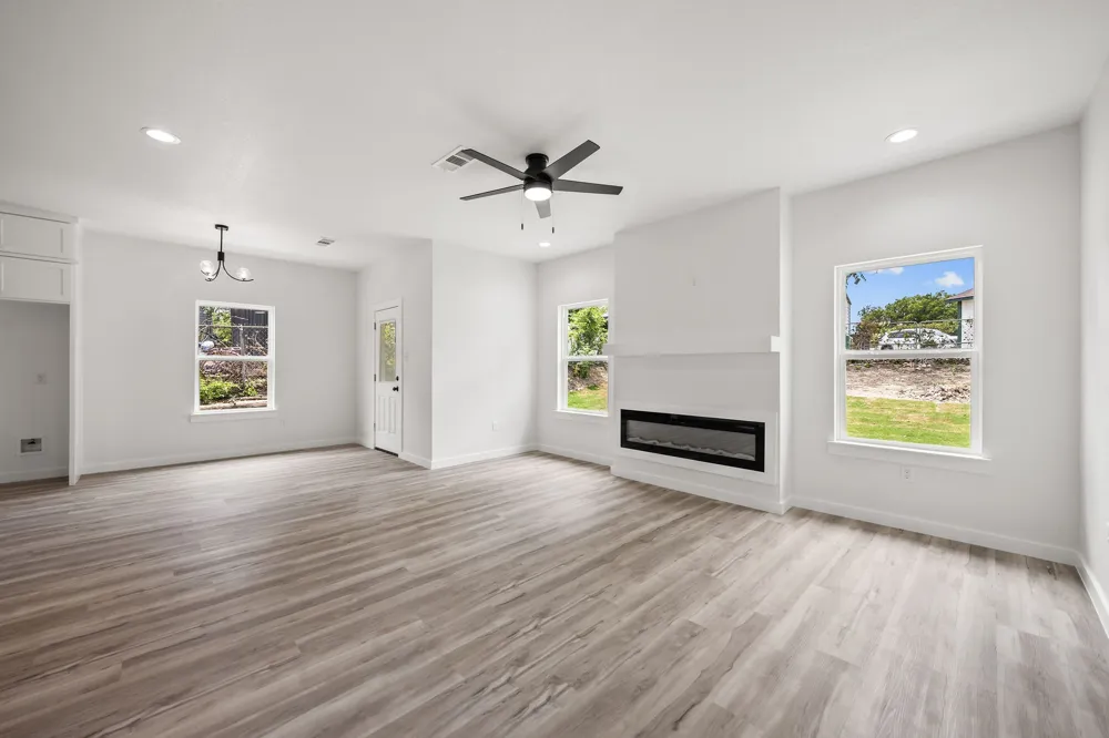 3005 Hanna Avenue Fort Worth, TX 76106