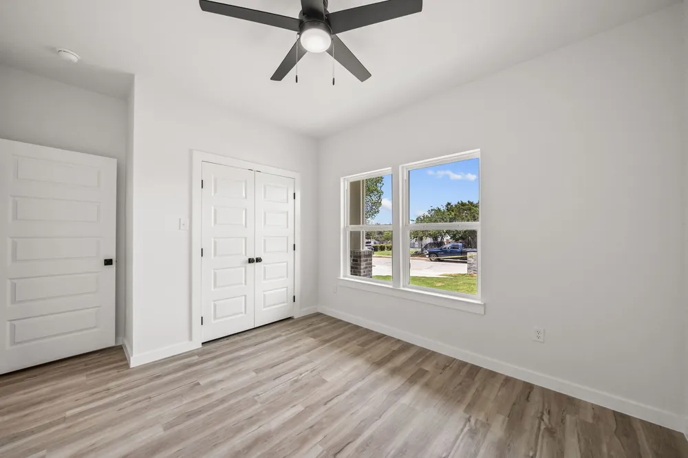 3005 Hanna Avenue Fort Worth, TX 76106