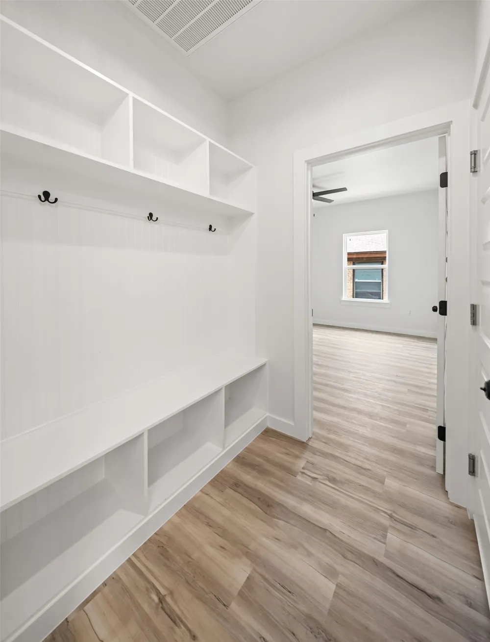 3005 Hanna Avenue Fort Worth, TX 76106