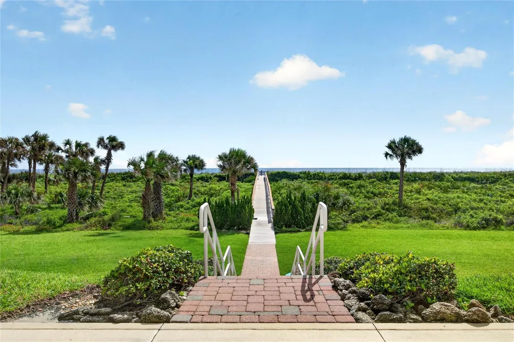 60 SURFVIEW DRIVE #206 Palm Coast, FL 32137