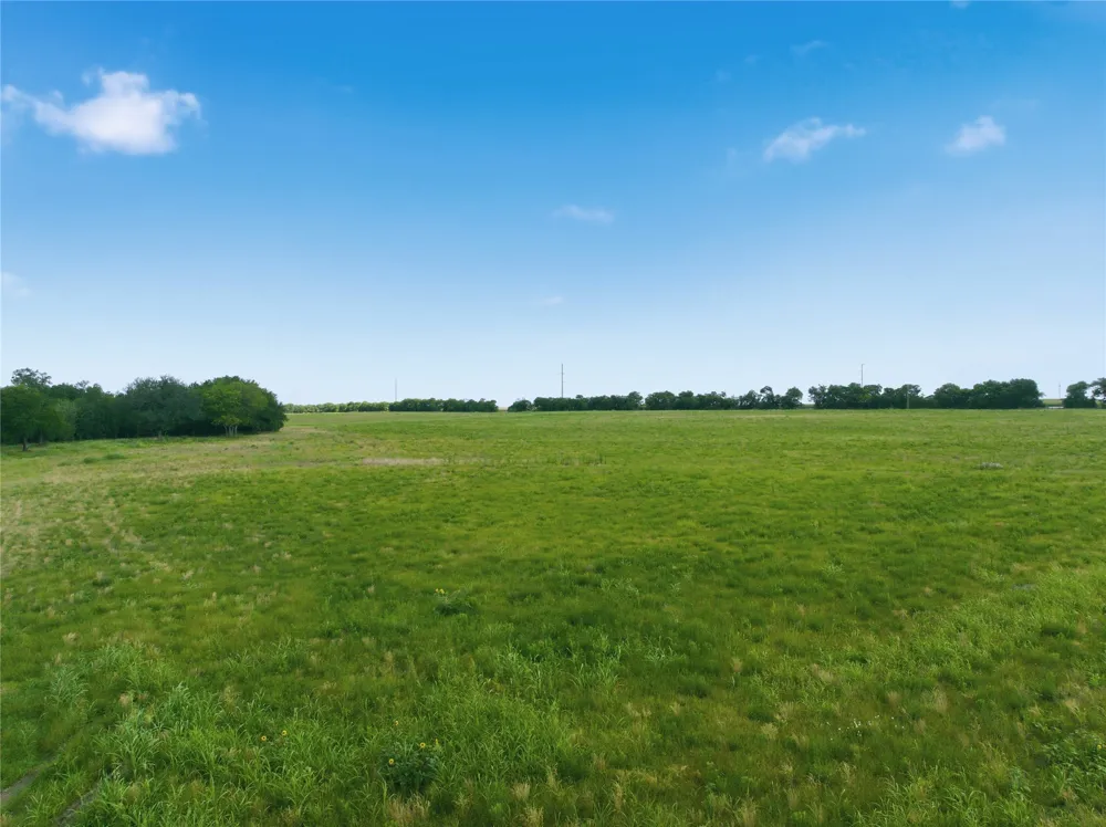 FM 2114 Abbott, TX 76621