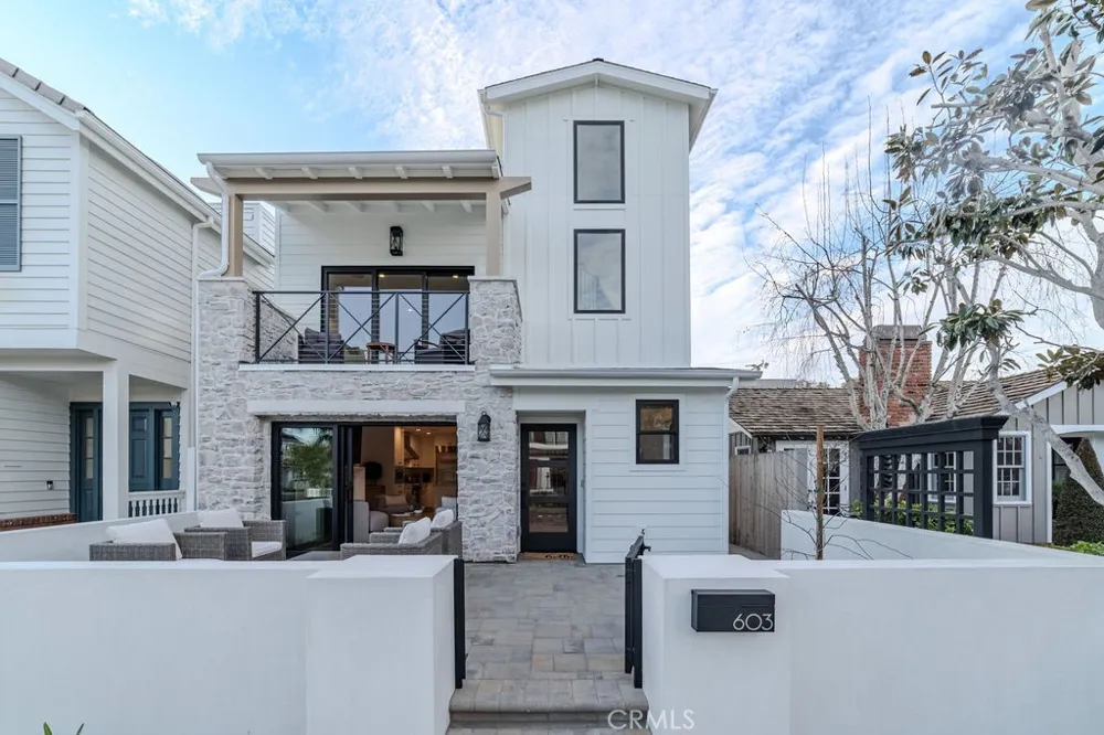 603 Acacia Avenue #A Corona del Mar, CA 92625