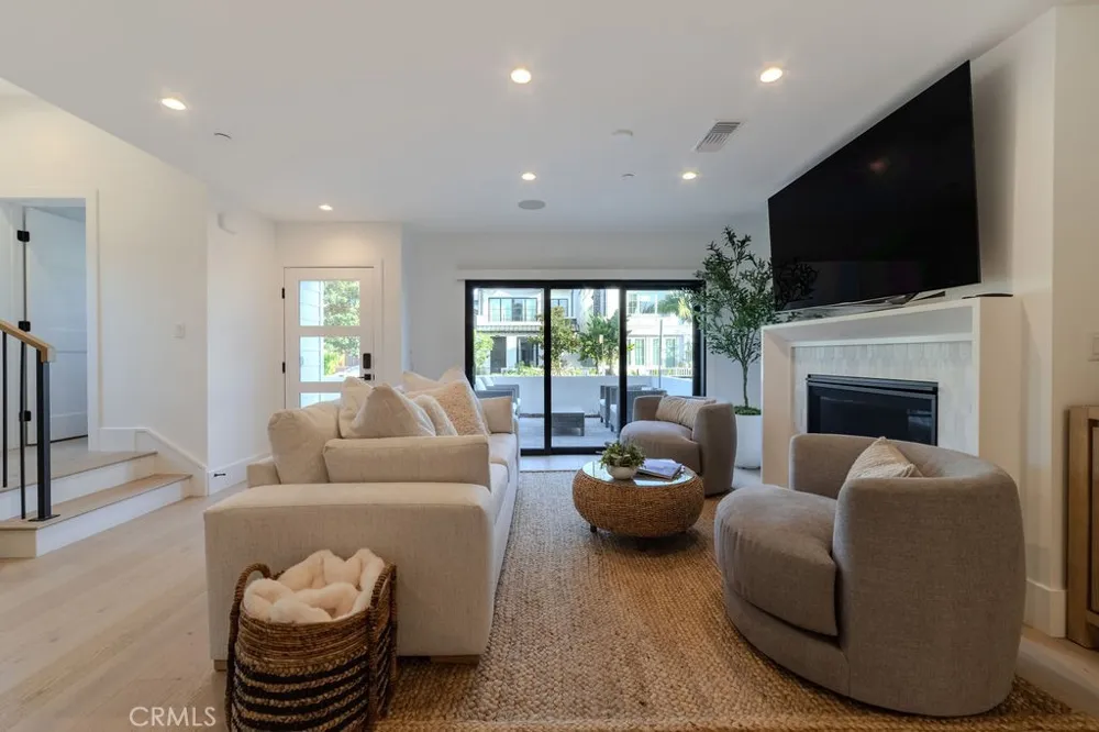 603 Acacia Avenue #A Corona del Mar, CA 92625