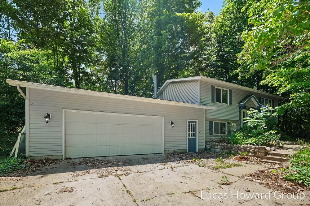 8750 Narnia Trail NE Rockford, MI 49341