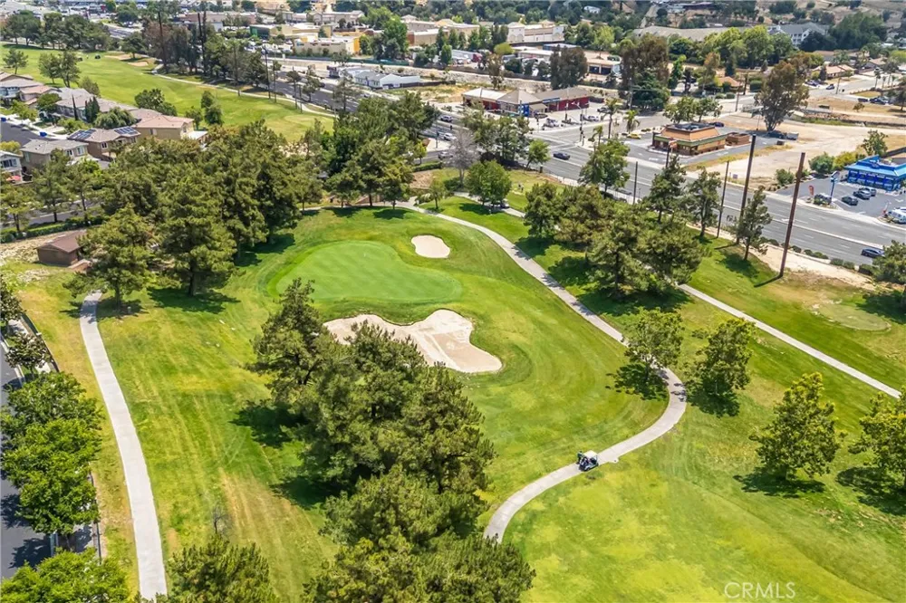 34301 Sherwood Yucaipa, CA 92399