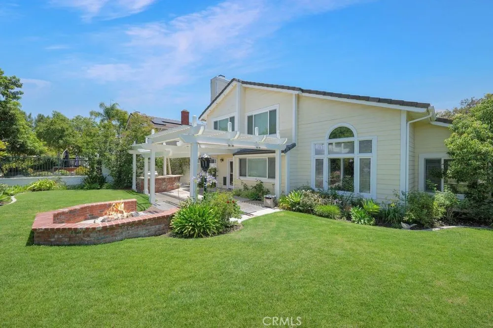 11 Pinewood Drive Coto de Caza, CA 92679