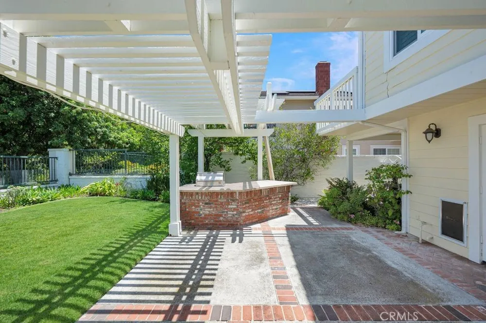 11 Pinewood Drive Coto de Caza, CA 92679