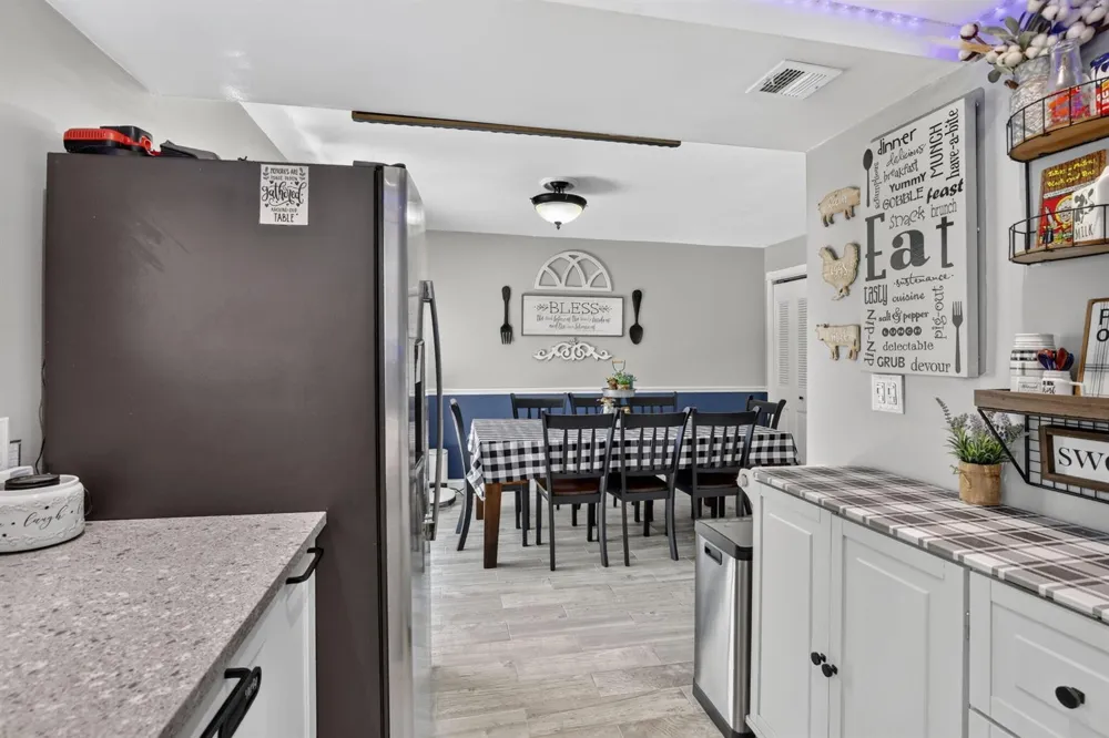 124 Wimbledon Lake Drive Plantation, FL 33324