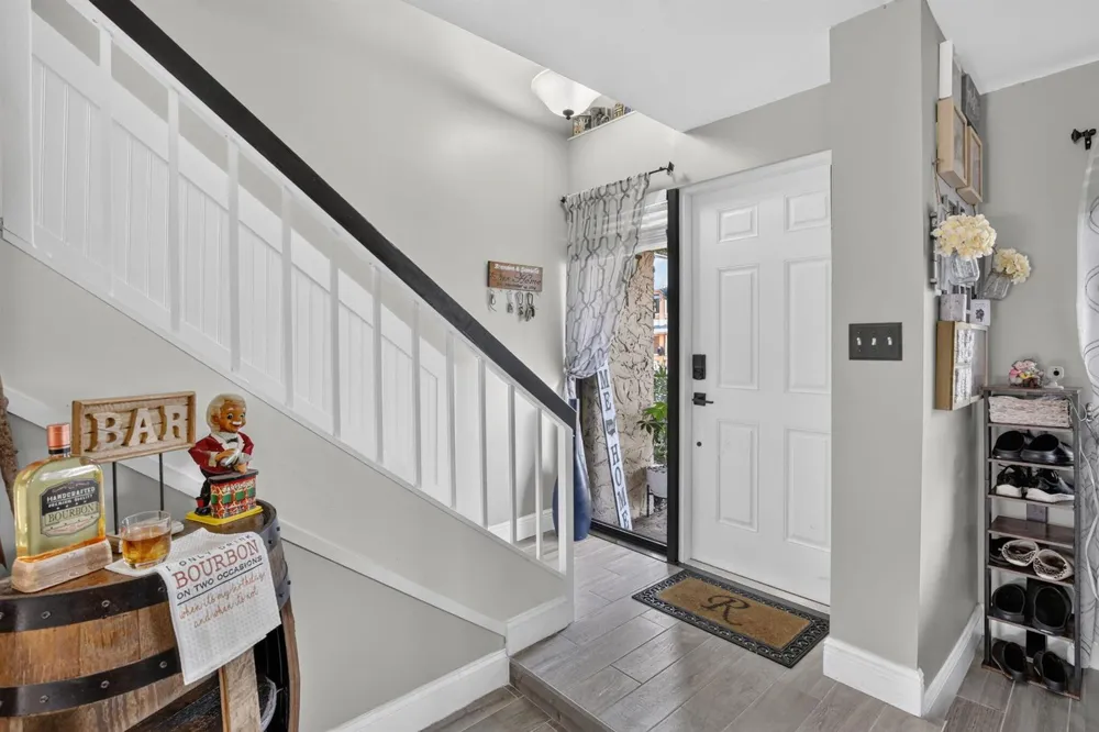 124 Wimbledon Lake Drive Plantation, FL 33324